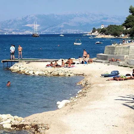 Bayview * 特罗吉尔