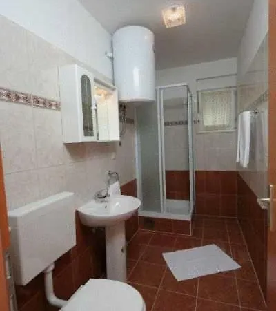 Apartment Bayview