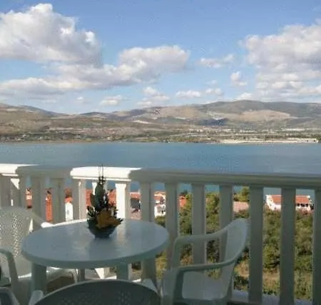 Διαμέρισμα Bayview *