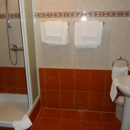 Bayview Τρογκίρ